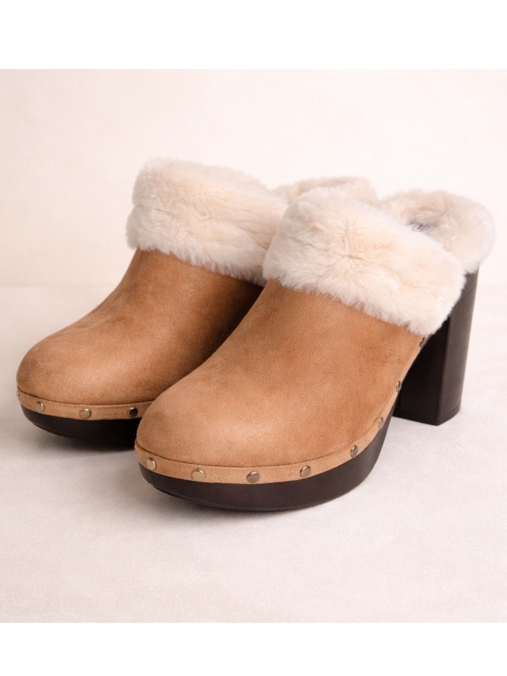 Rouge Faux Fur Platform Clogs | Tan Shearling Mule Heels | Size 10